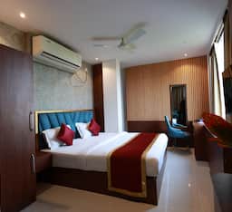 Premium Deluxe Room