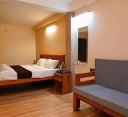 Super Deluxe Room