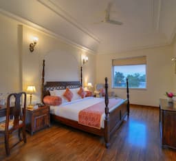 Club Room with Jharokha