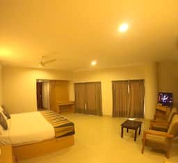 Deluxe AC Room