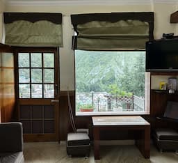 Premium Room - Valley View