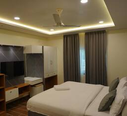 Luxury Room