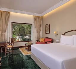 Premium King Garden View Room