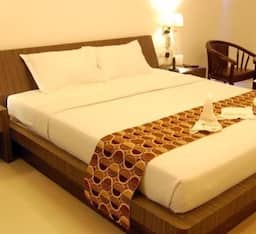 Deluxe AC Room