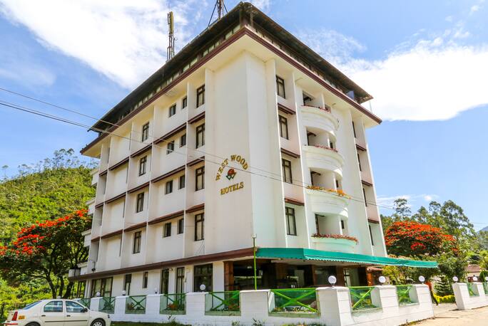 Westwood Riverside Garden Resorts In Munnar Book Room 3900 - 