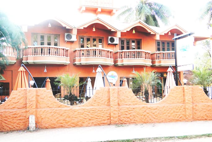 Ruffles Beach Resort Candolim In Goa Book Room 2800 Night Ruffles Beach Resort Candolim