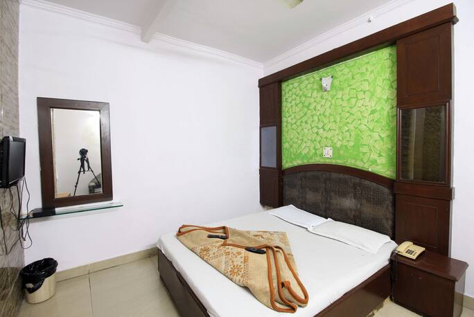Hotel Mohak Palace In New Delhi Book Room 900night - 