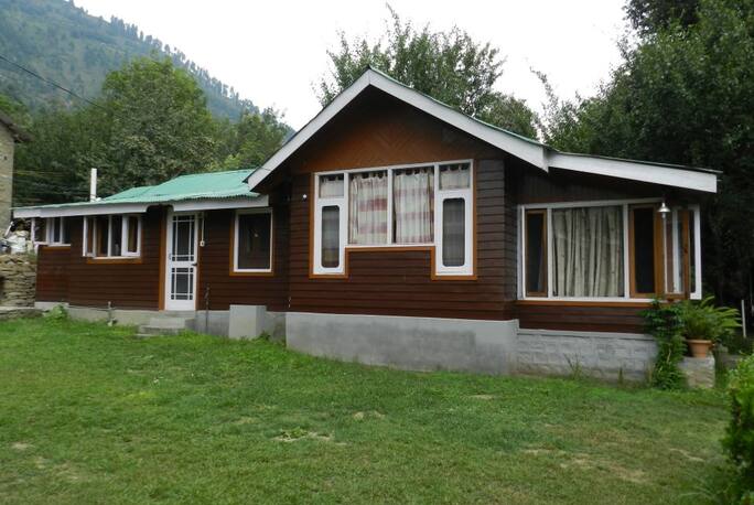 Tree House Cottages In Manali Book Room Night