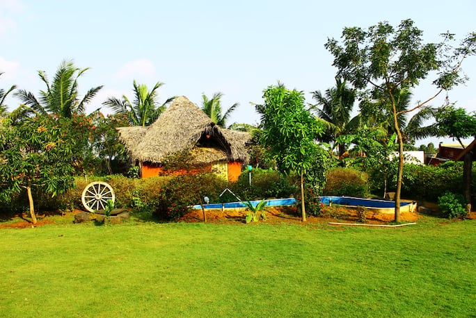 Greens Klub Beach Resort 60kms From Ecr Chennai In
