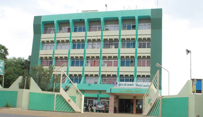 The Hotel Malarr In Karaikudi Book Room 800 Night The Hotel Malarr