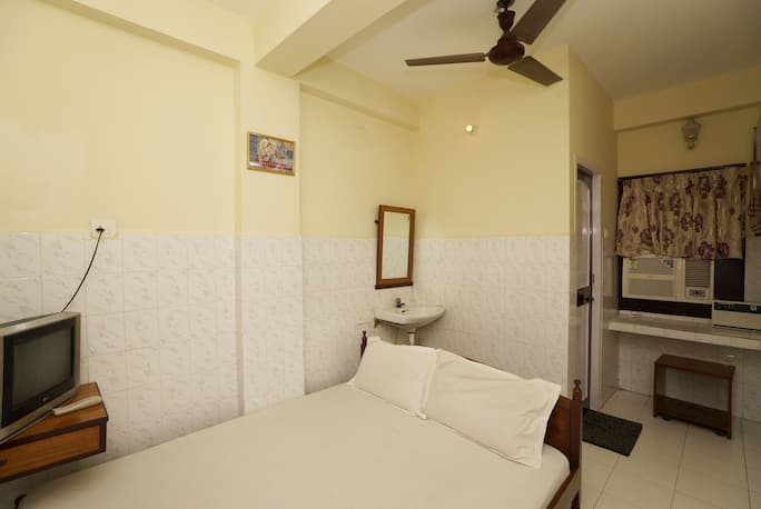 Thangam Balaji Guest House in Chennai - Book Room 999/night Thangam Balaji Guest House in Chennai - Book Room 999/night