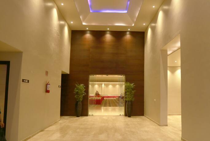 Solitaire Grand Hotel In Sirsa Book Room 18000 Night Hotel solitaire grand sirsa מיקוד 125055. travelguru