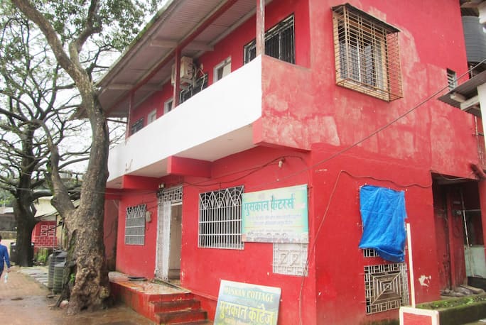 Muskan Cottage In Matheran Book Room Night