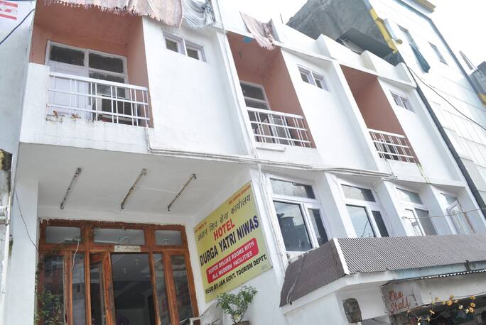 Hotel Durga Yatri Niwas In Katra Book Room Night Van durga & suites katra katra. travelguru