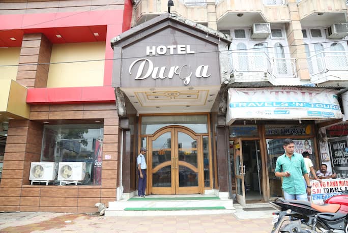 Hotel Durga In Katra Book Room Night Hotel durga is located in ooty and is 84.2 km from coimbatore international airport, 2.1 km from ooty railway station and 2.3 km from ooty bus station. travelguru