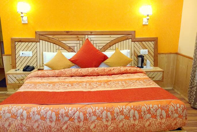 Gezellig Inn Tree Hill Cottages Kanyal Villas In Manali Book