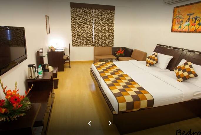 Hotel Taj Guest House In Fazilka Book Room Night Top keywords % of search traffic.