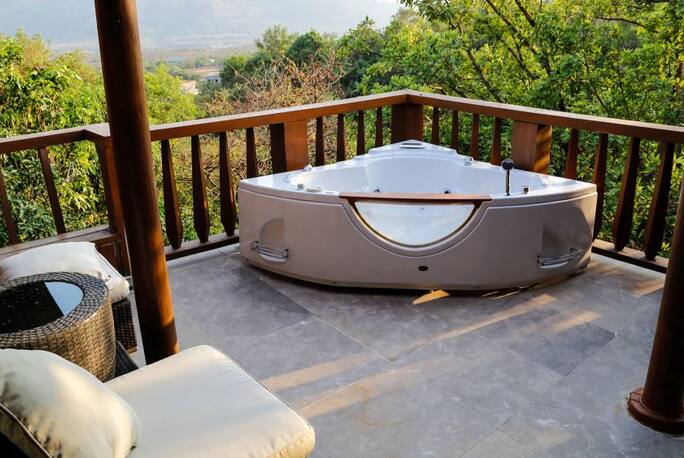 Aamby Valley City In Lonavala Book Room 17600 Night