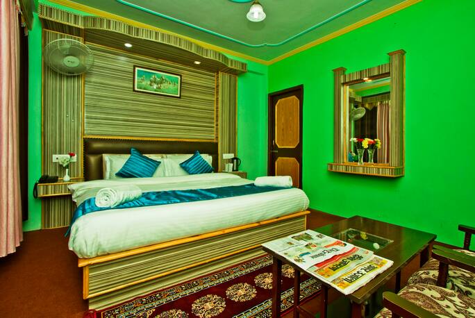 Hotel Vikrant Inn In Manali Book Room 1200night - 