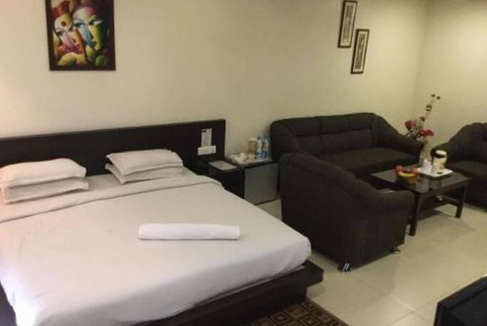 The Mohini Royale In Jharsuguda Book Room 1590 Night Yatra hotels price range starts from ₹706 per night in jharsuguda with free cancellation and instant discount. the mohini royale in jharsuguda book
