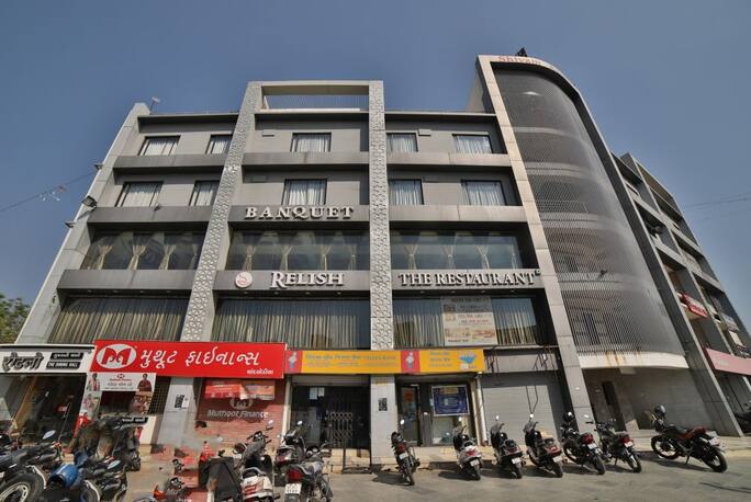Capital O 26256 Hotel Unity In Ahmedabad Book Room Night