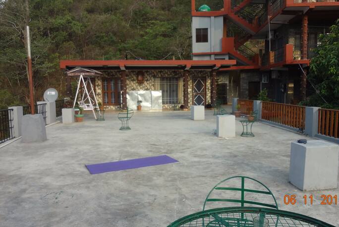 Hill Top Swiss Cottage In Rishikesh Book Room 1338 Night