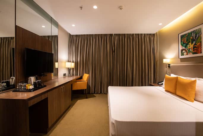 Lemon Tree Hotel Viman Nagar Pune In Pune Book Room 2859 Night