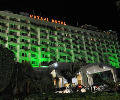 https://imgcld.yatra.com/ytimages/image/upload/t_hotel_yatra_city_desktop/v1488375938/Hotel/Indore/00000790/sayaji-hotel_SNLzrA.jpg