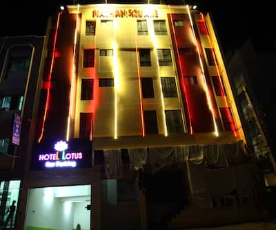 https://imgcld.yatra.com/ytimages/image/upload/t_hotel_yatra_city_desktop/v1495001986/Hotel/Madurai/00087355/Overview_88qYrc.jpg