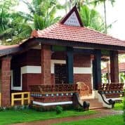 https://imgcld.yatra.com/ytimages/image/upload/t_hotel_yatra_city_desktop/v1506931163/Hotel/Alappuzha/00102287/q_k6eT5i.jpg