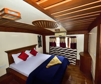 Jiwi Rooms Budget Stays2313 Alappuzha Image 2 Jiwi Rooms Budget Stays2313 Alappuzha