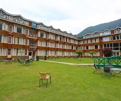 https://imgcld.yatra.com/ytimages/image/upload/t_hotel_yatra_city_desktop/v1521811155/Hotel/Pahalgam/00000816/0ce3c75b21e14bb9_7nnHEb.jpg