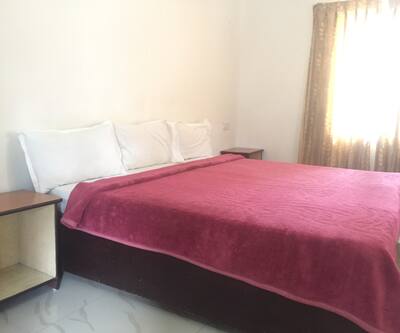 S A Cottage Colony Road Hotel Booking Hotels In Munnar Bigbreaks Com