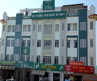 https://imgcld.yatra.com/ytimages/image/upload/t_hotel_yatra_city_desktop/v1532589407/Hotel/Sahibganj/00070958/Overview_(1)_EDDElw.jpg