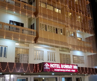 https://imgcld.yatra.com/ytimages/image/upload/t_hotel_yatra_city_desktop/v1544075637/Hotel/Cuttack/00002705/20181106_194112_TzYsJA.jpg