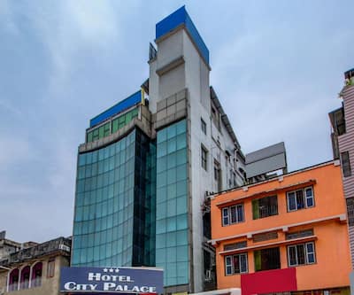 https://imgcld.yatra.com/ytimages/image/upload/t_hotel_yatra_city_desktop/v1551093309/Hotel/Guwahati/00035025/facade_rMo99A.jpg