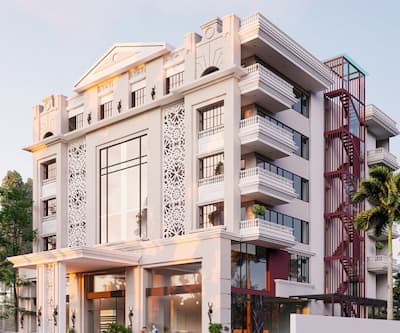 https://imgcld.yatra.com/ytimages/image/upload/t_hotel_yatra_city_desktop/v5414012190/Hotel/00194394/Main_Facade_Effotel_By_Sayaji_Dehradun_0XETdc.jpeg