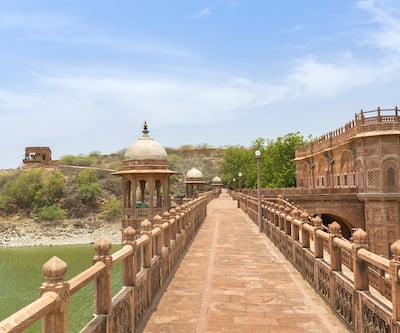 https://imgcld.yatra.com/ytimages/image/upload/t_hotel_yatra_city_desktop/v9686788568/Hotel/Jodhpur/00000065/_A4A0414_AP8x80.jpg