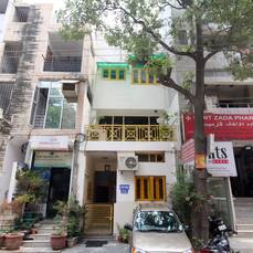 lee cooper showroom in lajpat nagar