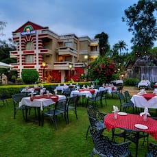 Mount Abu Hotels Book Hotels In Mount Abu From Upto 40 Off The hotel rates in mount abu heavily depend on the season and may significantly change according to the selected date range. mount abu hotels book hotels in mount