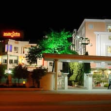 Indore Hotels Book Hotels In Indore From Upto 40 Off Nakhrali dhani resort, crescent spa and resort, touchwood resort, dream world village resort, palash heritage resort, jhira bagh palace, the red maple resort and many more. indore hotels book hotels in indore