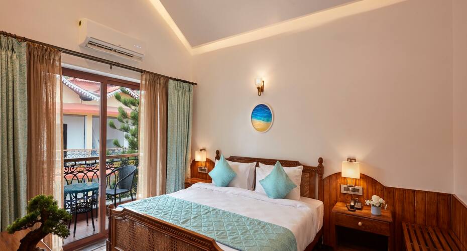Sea Queen Beach Resort and Spa, Goa 1