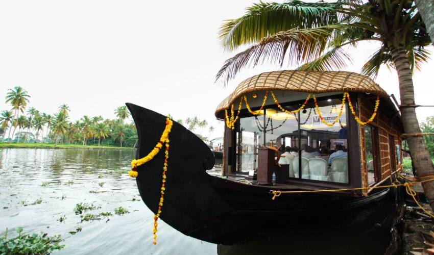 Trium house boat, Alleppey 1