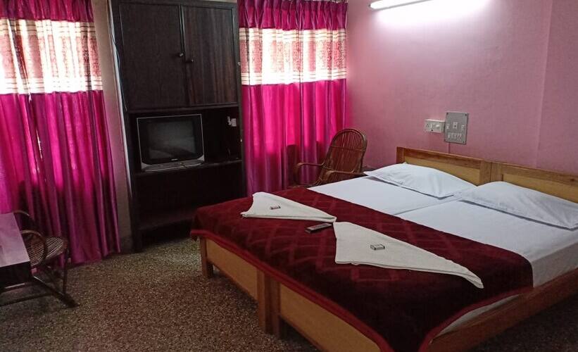 Gokul Lodge, Hassan 5