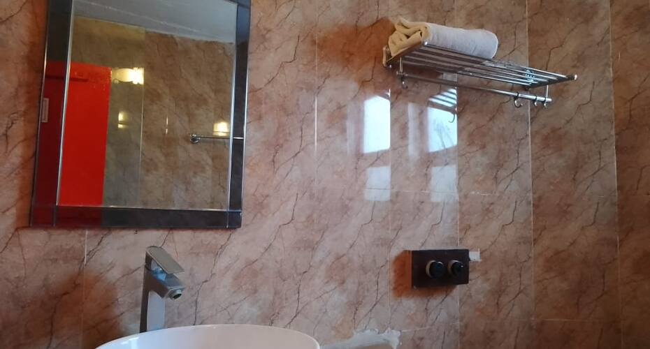 Arise Ethnic Village Resort, Manesar 5
