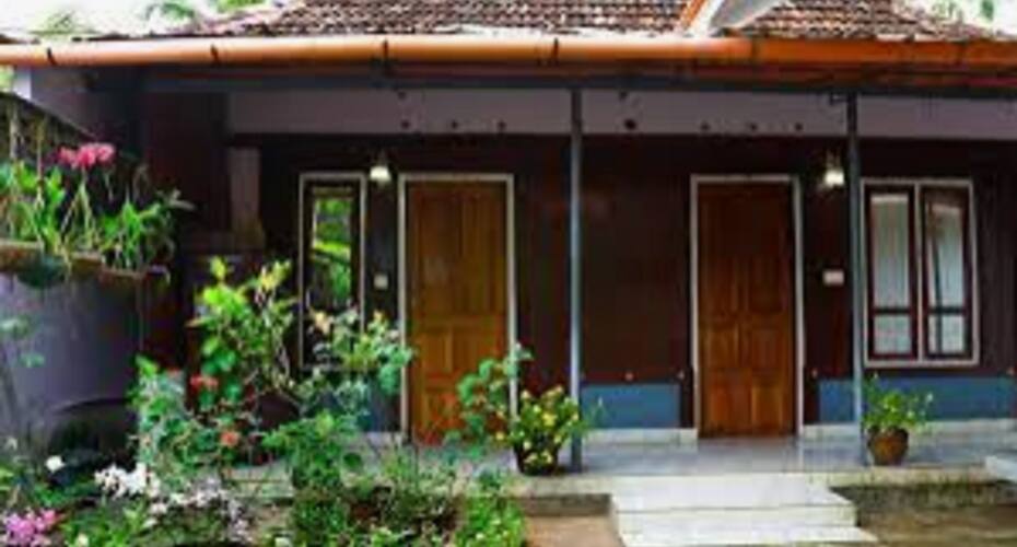 Royal holidays, Alleppey 1