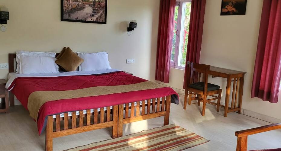 Majkhali Woods, Ranikhet by Himalayan Eco Lodges, Ranikhet 5