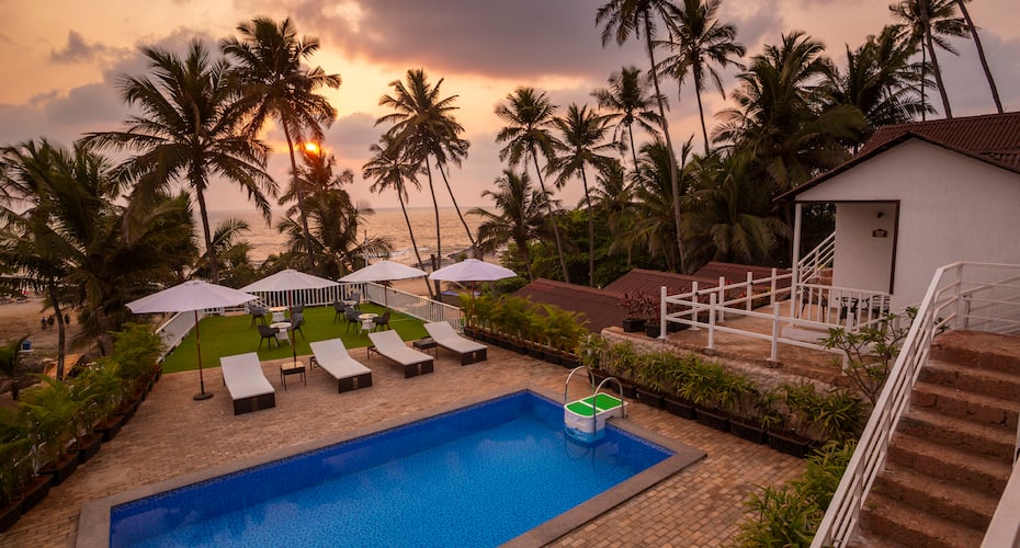 Stone Wood Beach Resort and Club, Vagator Beach, Goa 2