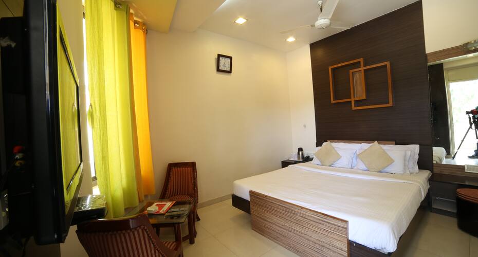 Hotel Samrat International, Mount Abu 5
