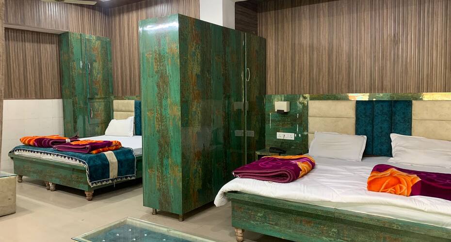 Shri Krishna Palace Hotel, Chamoli 4